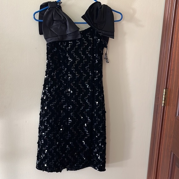 Zum Zum Size 3/4 juniors. A little sequined black Vintage dress - Picture 1 of 10